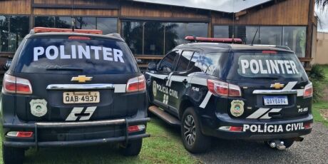 Pol&iacute;cia prende mulher que decepou orelha de companheiro