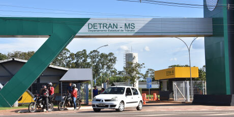 Detran MS dispensa licita&ccedil;&atilde;o para outra empresa e soma mais de R$ 9 milh&otilde;es em limpeza