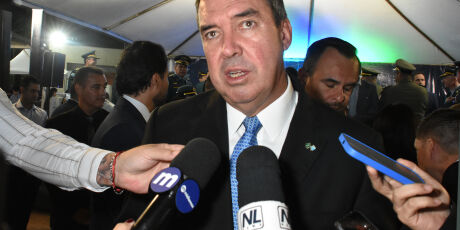 Riedel aposta em vacina&ccedil;&atilde;o para frear chikungunya em MS