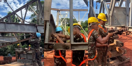 Ex&eacute;rcito come&ccedil;a a instalar ponte de guerra em Rio Negro