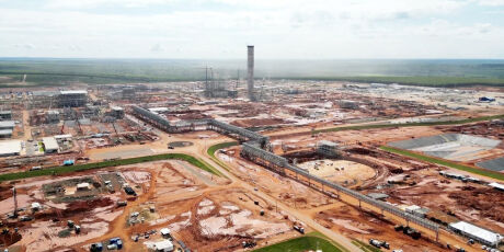 Arauco investir&aacute; R$ 2 bilh&otilde;es no porto que vai escoar a celulose de MS