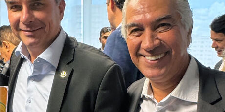 Azambuja confirma que Fl&aacute;vio Bolsonaro vem a Campo Grande na quinta-feira