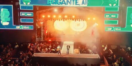 Com cach&ecirc; mais 'gordo', Jads & Jadson ganham R$160 mil para show em 5.&ordf; &agrave; noite