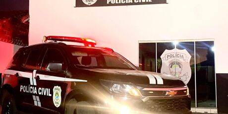 Homem &eacute; preso ap&oacute;s xingar a pr&oacute;pria m&atilde;e e a amea&ccedil;ar com faca