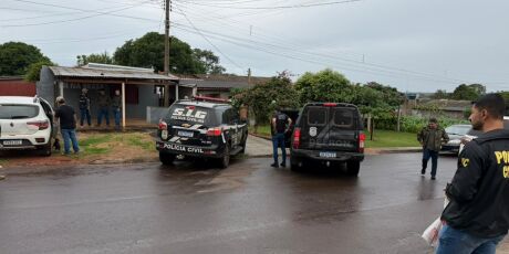 Pol&iacute;cia desmantela grupo envolvido em furtos de caminhonetes na fronteira de MS