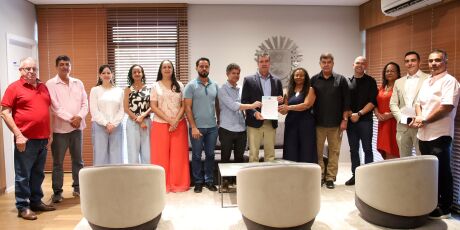 Governo de MS autoriza concurso com 2 mil vagas para professores da rede estadual 