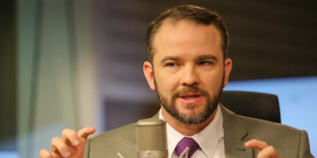 Produtividade permite reduzir jornada sem cortar sal&aacute;rio, diz Durigan