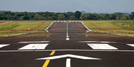 Governo do Estado compra &aacute;rea de 10 hectares para ampliar pista no aeroporto da Capital