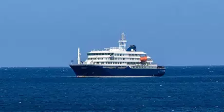 Passageiros come&ccedil;am a deixar navio onde houve surto de hantav&iacute;rus