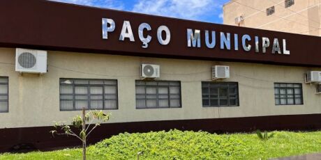 Esposa de secret&aacute;rio estadual fatura R$ 140 mil de prefeituras atendidas pelo marido