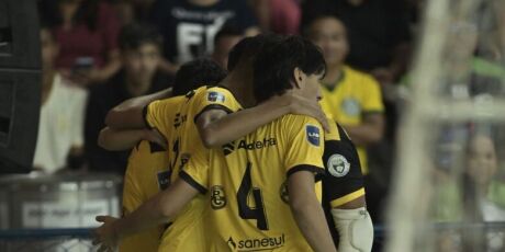 Juventude AG vence de virada e fica perto das quartas de final da Copa do Brasil de Futsal