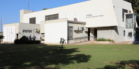 Casal &eacute; condenado a pagar R$ 20 mil ap&oacute;s agredir recepcionista em MS