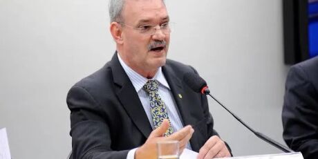 &Uacute;nico de MS em Comiss&atilde;o Especial, Geraldo Resende votou pelo fim da escala 6x1
