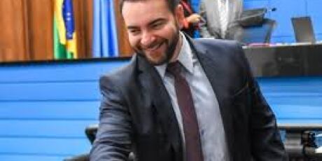 Em seu primeiro dia como deputado, Matogrosso critica Justi&ccedil;a Eleitoral