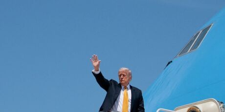 A caminho de Pequim, Trump diz que pedir&aacute; a Xi que 'abra' a China