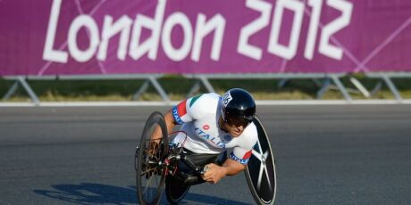 Alex Zanardi, ex-piloto de F1 e bicampe&atilde;o paral&iacute;mpico, morre aos 59 anos