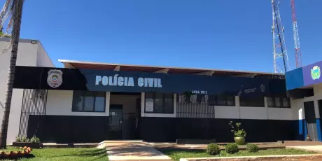Homens invadem resid&ecirc;ncia e executam mulher na frente do filho em MS