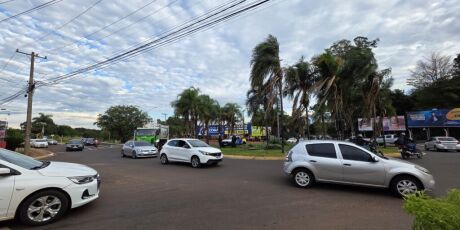 Tr&acirc;nsito intenso motiva novos estudos em cruzamentos de Campo Grande