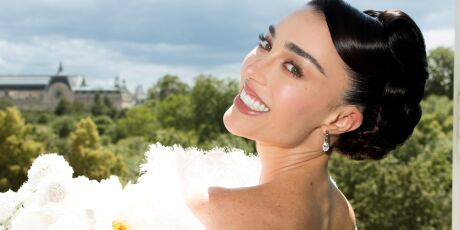 Quando o luxo vai al&eacute;m do produto: o que a escolha do vestido de Elisa Zarzur fala sobre experi&ecirc;ncia