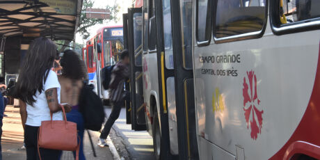 Justi&ccedil;a limita poderes econ&ocirc;micos de interventor do transporte p&uacute;blico