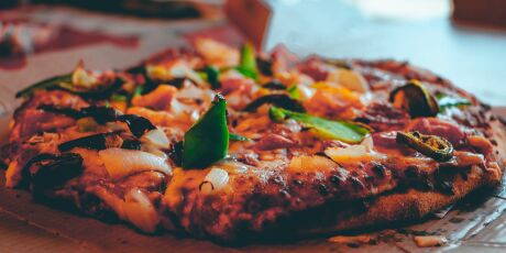 Conhe&ccedil;a a hist&oacute;ria da pizza e sua chegada ao Brasil e confira receitas pr&aacute;ticas