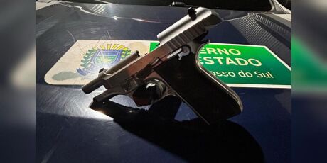 Motorista de aplicativo ouve negocia&ccedil;&atilde;o de arma em Campo Grande e aciona PM