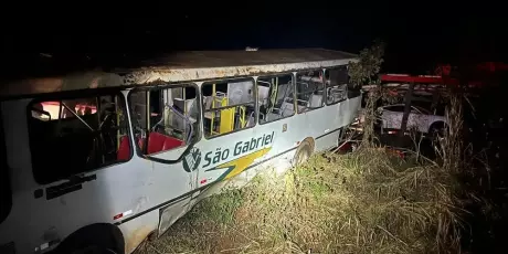 Motorista de &ocirc;nibus se apresenta &agrave; pol&iacute;cia ap&oacute;s acidente na BR-163