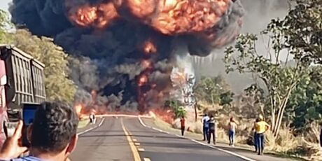 Acidentes deixam ao menos 14 mortos durante fim de semana em MS 