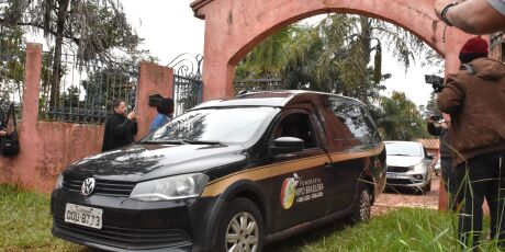 Fam&iacute;lia de Fab&iacute;ola contesta falas da defesa ap&oacute;s soltura de cardiologista acusado de feminic&iacute;dio