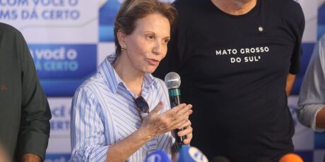 Mesmo fora da vice, Tereza Cristina garante apoio a Fl&aacute;vio Bolsonaro