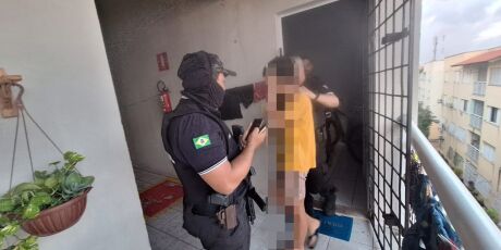 Pol&iacute;cia amplia investiga&ccedil;&atilde;o sobre grupos virtuais envolvidos em morte de adolescente