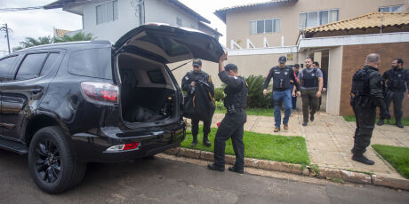 Gaeco prende delegado e policiais por envolvimento com o tr&aacute;fico