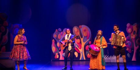 Versos de Mario Quintana se transformam em m&uacute;sica e teatro em uma celebra&ccedil;&atilde;o &agrave; inf&acirc;ncia