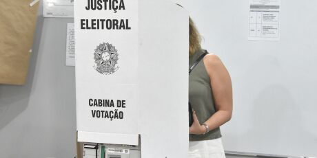 MS ter&aacute; 3,7 mil eleitores votando 'em tr&acirc;nsito' em 2026
