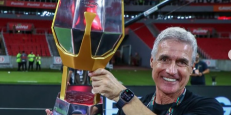 Gr&ecirc;mio demite Lu&iacute;s Castro ap&oacute;s sequ&ecirc;ncia ruim do Brasileir&atilde;o; Felip&atilde;o assume interinamente