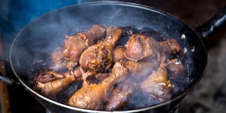 Demorei para entender por que n&atilde;o deveria deixar o frango cozinhando por muito tempo no fogo