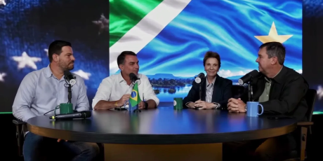 Riedel, Tereza e Contar participam de live com Fl&aacute;vio Bolsonaro 