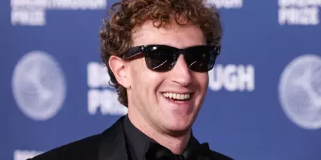 Enquanto sal&aacute;rio m&iacute;nimo no Brasil &eacute; R$ 1.621, Zuckerberg ganha US$ 4 bilh&otilde;es em 24 horas