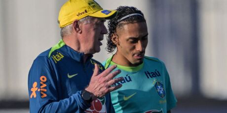 Ancelotti atende ordens de cima e Raphinha &eacute; cortado da Sele&ccedil;&atilde;o Brasileira