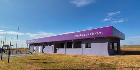 Caminhoneiros ganham espa&ccedil;o gratuito para descanso na BR-163 em MS