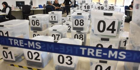 TRE-MS prepara 18 mil m&iacute;dias para abastecer urnas de 7,2 mil se&ccedil;&otilde;es