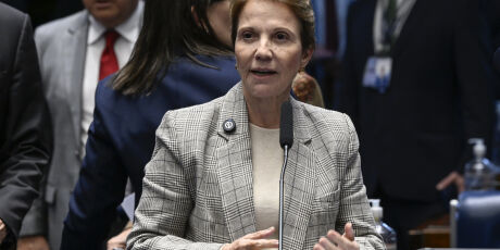 Tereza Cristina: Se eleito, Fl&aacute;vio Bolsonaro ter&aacute; de equilibrar rela&ccedil;&atilde;o com China e EUA