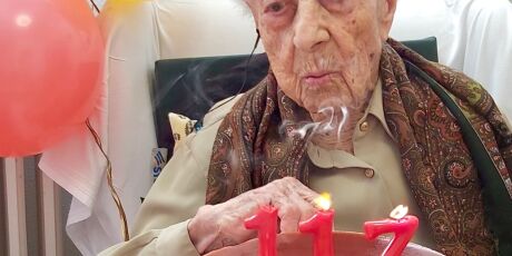 Mulher espanhola morre aos 117 anos e depois familiares descobrem que ela havia ganhado na loteria