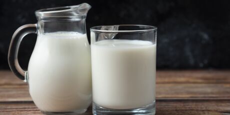 Nutr&oacute;loga explica se beber leite &eacute; recomendado ou n&atilde;o na fase adulta