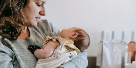 O que diz a psicologia sobre pais que d&atilde;o o pr&oacute;prio nome aos filhos