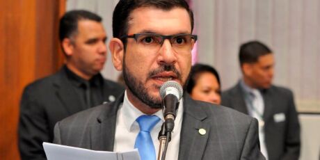 Jamilson usa resultado das urnas para tentar mudar voto de ministro do TSE