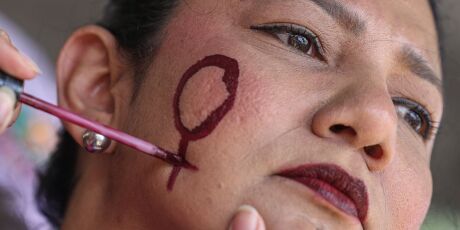 Aumentam agress&otilde;es pol&iacute;ticas em m&ecirc;s de luta contra viol&ecirc;ncia &agrave; mulher