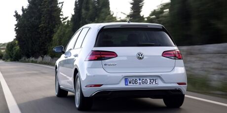 e-Golf &eacute; esportivo sustent&aacute;vel e espa&ccedil;oso, mas custa caro