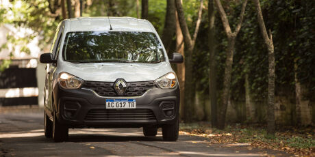 Renault lan&ccedil;a nova gera&ccedil;&atilde;o do Kangoo e aposta em mudan&ccedil;as