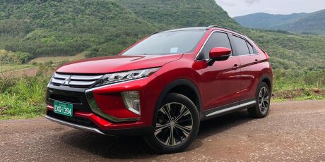 Novo modelo da Mitsubishi, Eclipse Cross j&aacute; vem em HPES